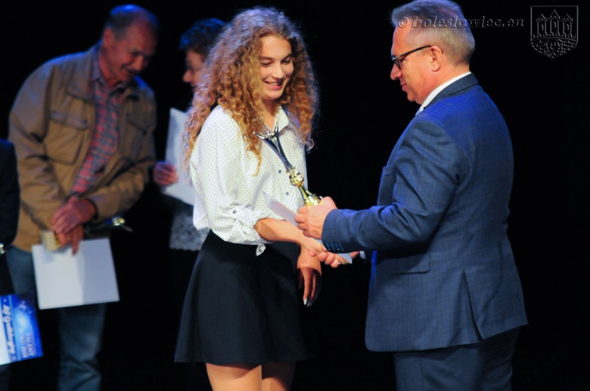 Łączą pracę z talentem. Najlepsi uczniowie nagrodzeni