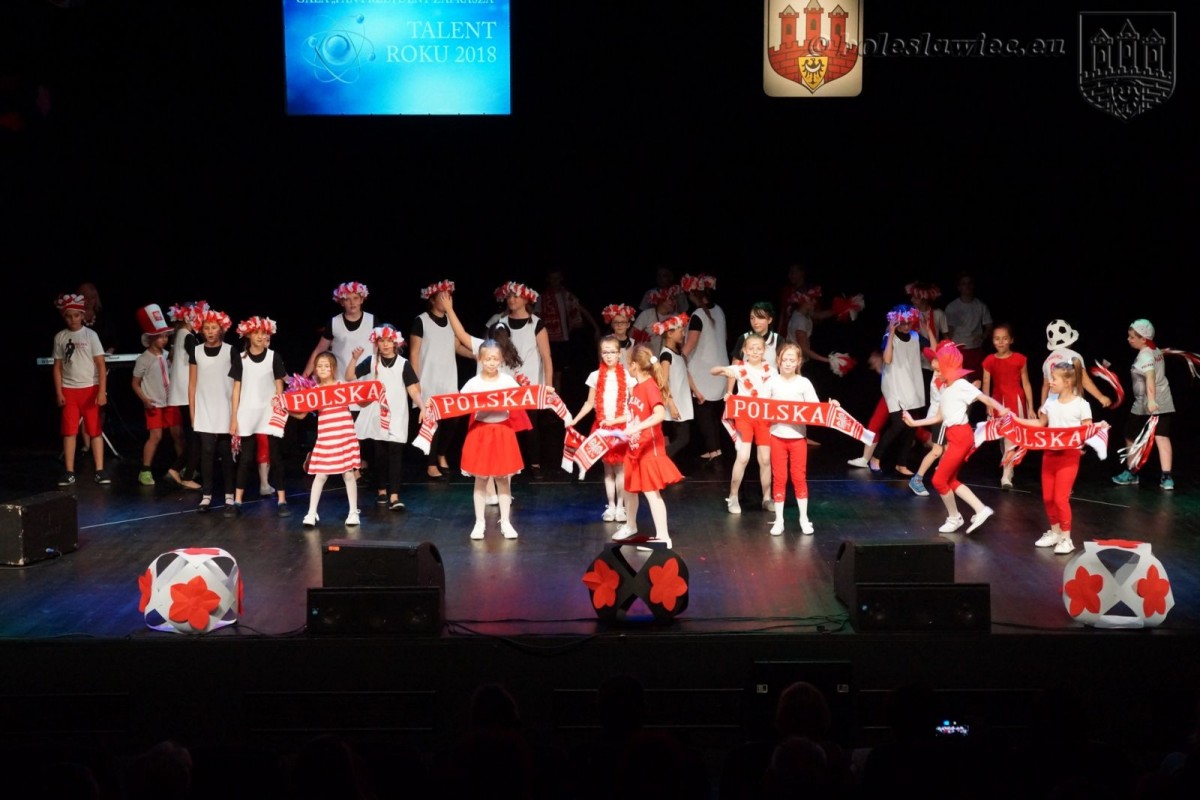 Łączą pracę z talentem. Najlepsi uczniowie nagrodzeni