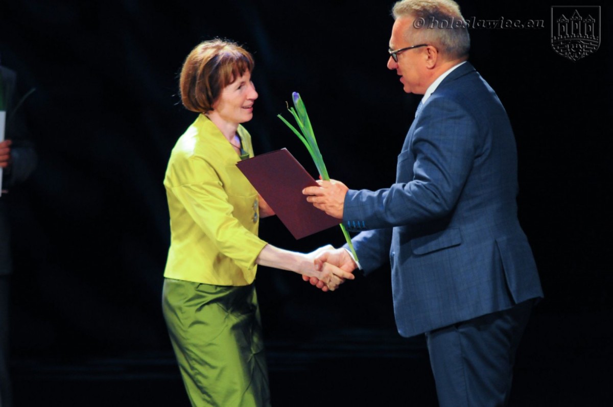 Łączą pracę z talentem. Najlepsi uczniowie nagrodzeni