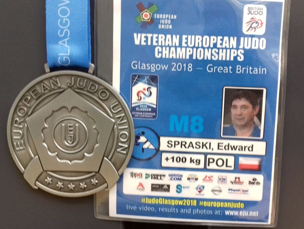 Edward Spraski ze srebrnym medalem Mistrzostw Europy Weteranów w judo