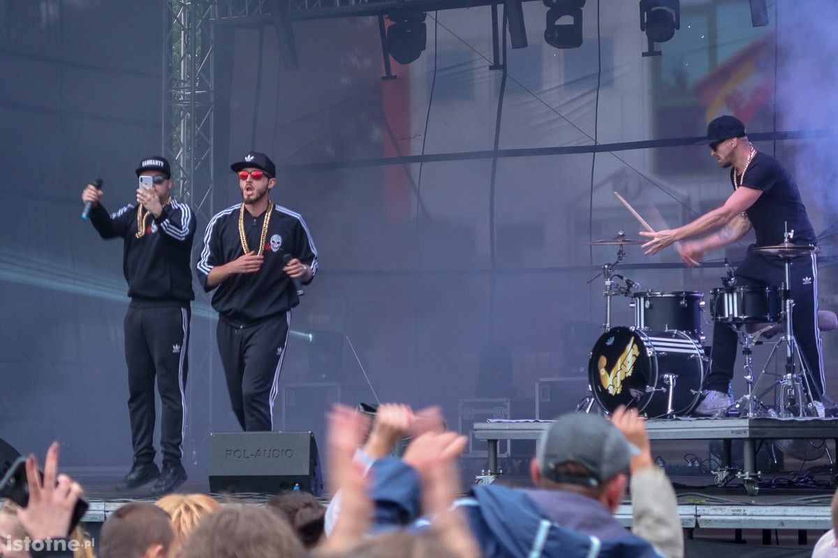 Koncert zespołu Łobuzy