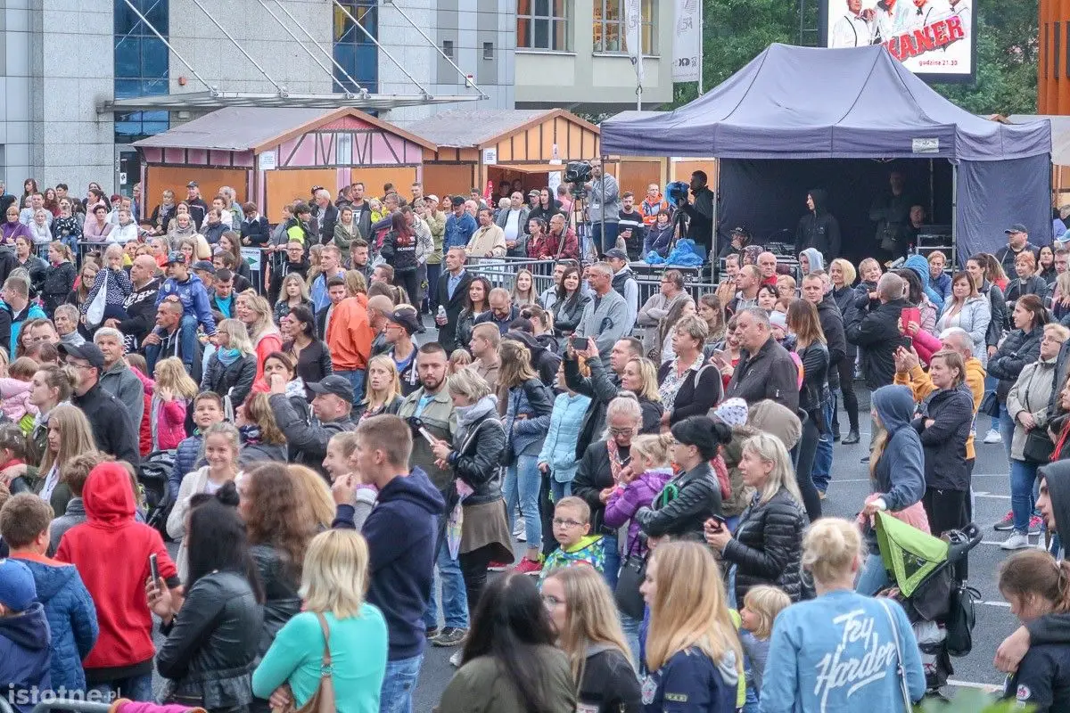 Koncert zespołu Łobuzy