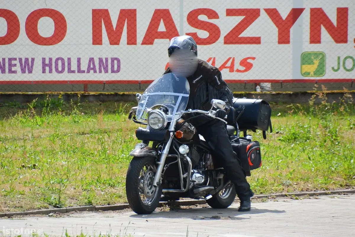 Dolne Młyny: kolizja motocykla z volkswagenem