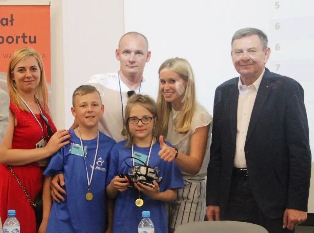 Szósta edycja zawodów SUMO robotów. Drużyna z Bolesławca TwójRobot.pl