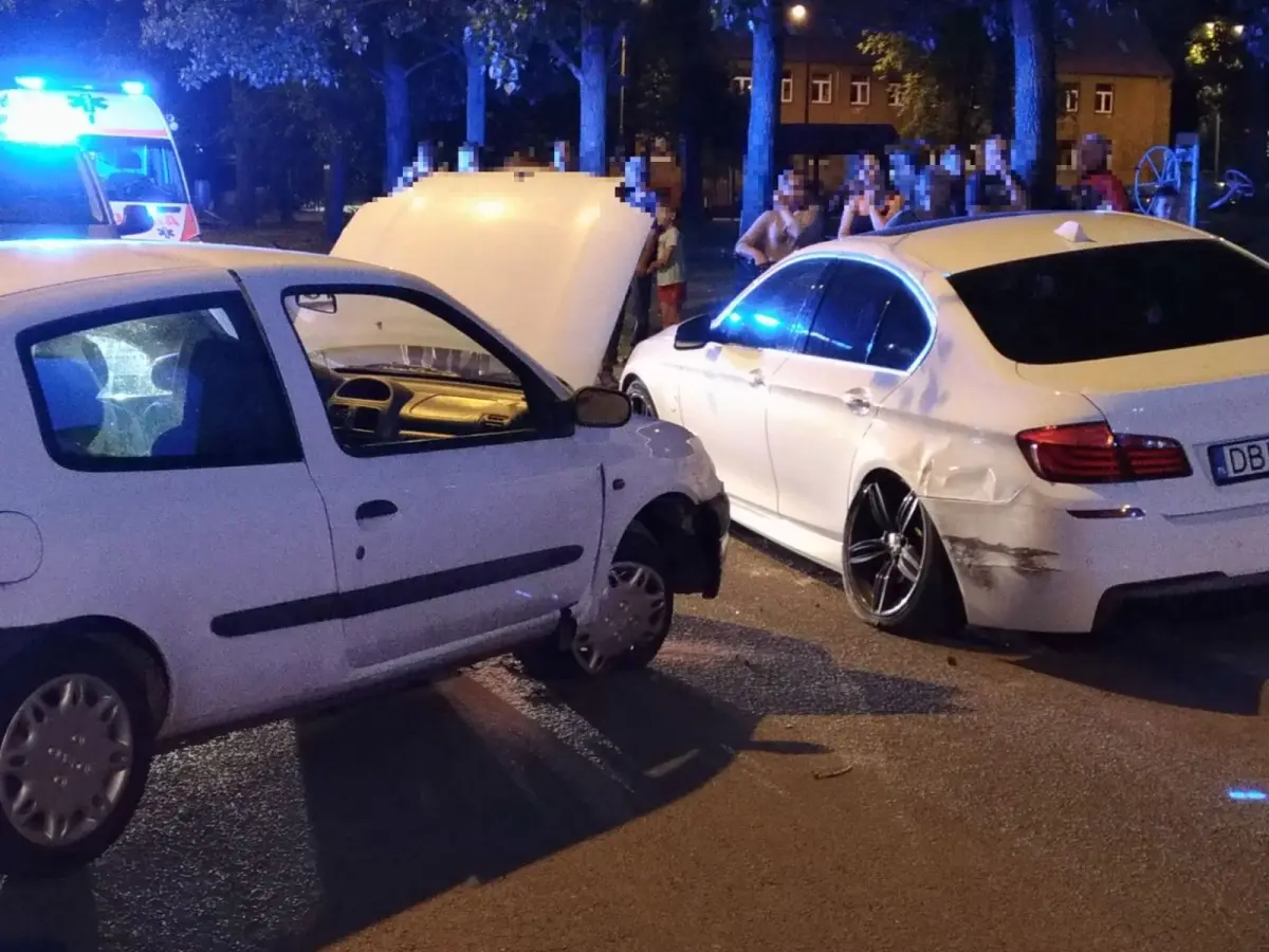 Pijany kierowca wywrócił się autem w centrum osiedla