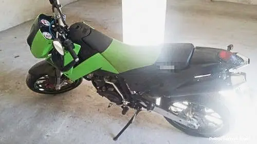 30-latek po metamfetaminie szalał kradzionym motocyklem po osiedlu