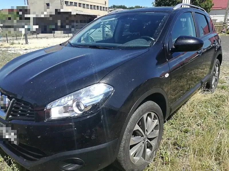 Bolesławieccy policjanci odzyskali skradzionego w Niemczech nissana