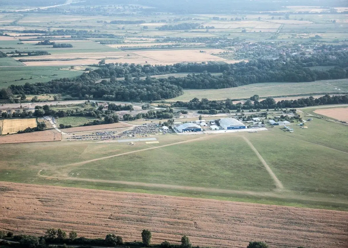 Ceramika Artystyczna partnerem Spadochronowych Mistrzostw Świata