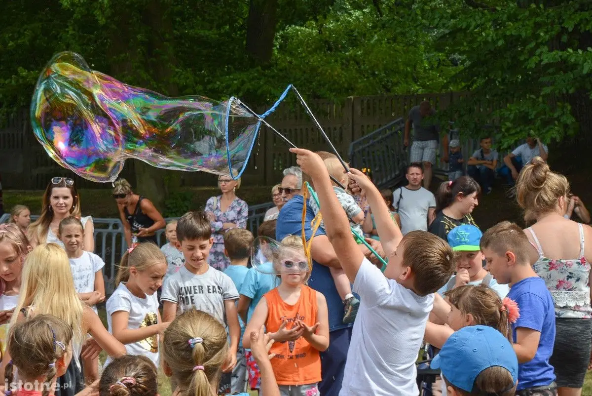 Za nami Festiwal Baniek Mydlanych na Spacerowej