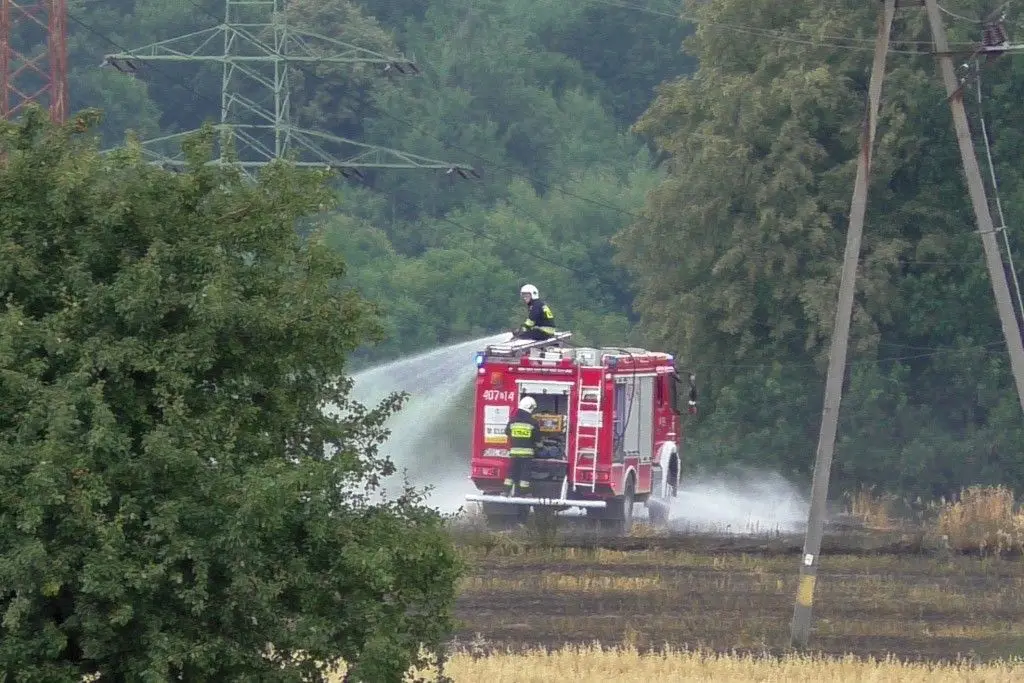 Pożar ścierniska w Rakowicach