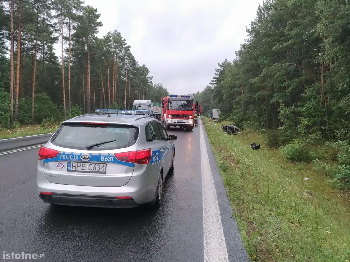 Śmiertelny wypadek koło Trzebienia, kierowca audi nie żyje
