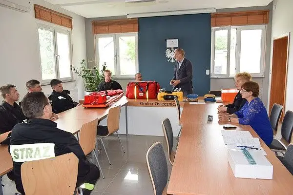 Strażacy ochotnicy z gminy Osiecznica z nowym sprzętem