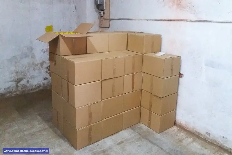 Sortownia i magazyn nielegalnego tytoniu i alkoholu zlikwidowane