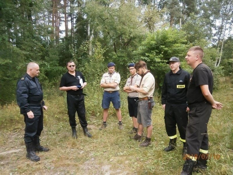 Strażacy wspierają harcerzy