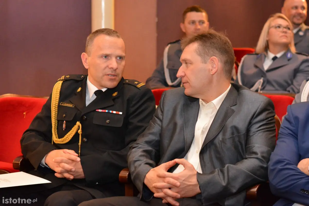 Święto bolesławieckiej policji: awanse i wyróżnienia