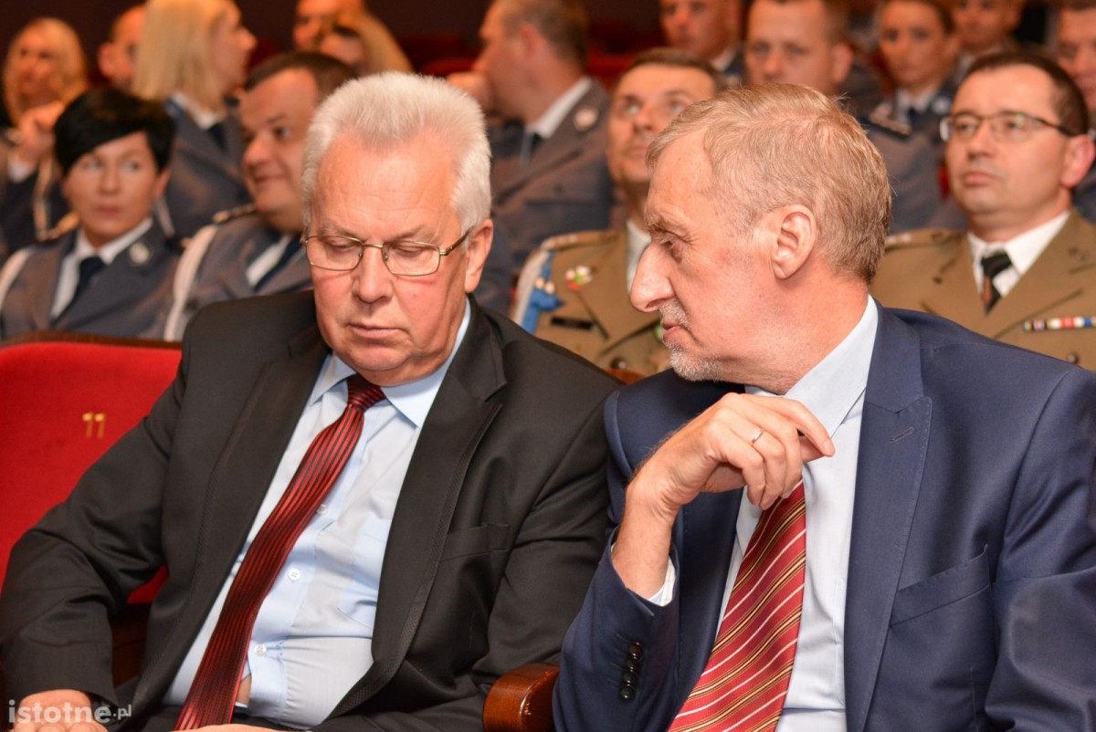 Święto bolesławieckiej policji: awanse i wyróżnienia