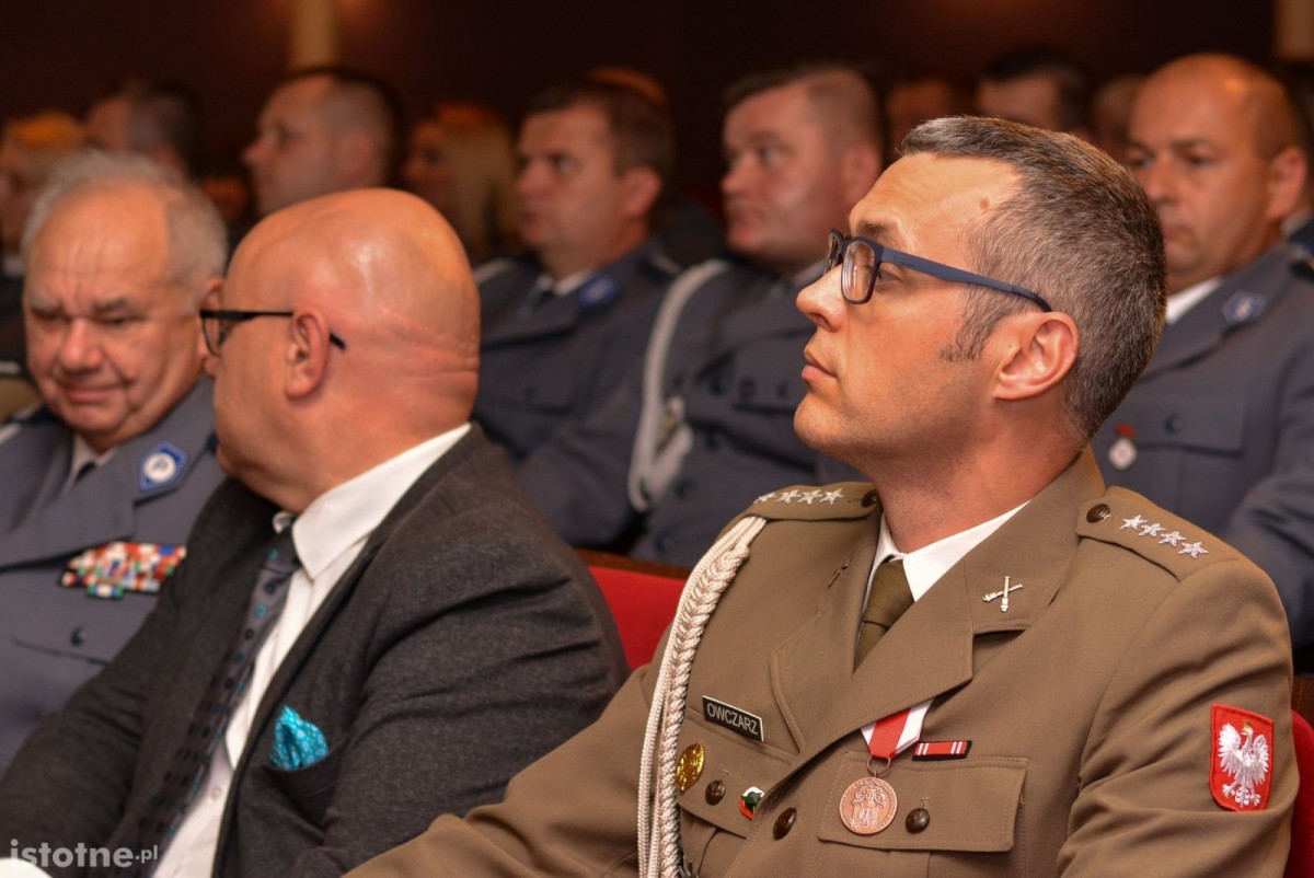 Święto bolesławieckiej policji: awanse i wyróżnienia