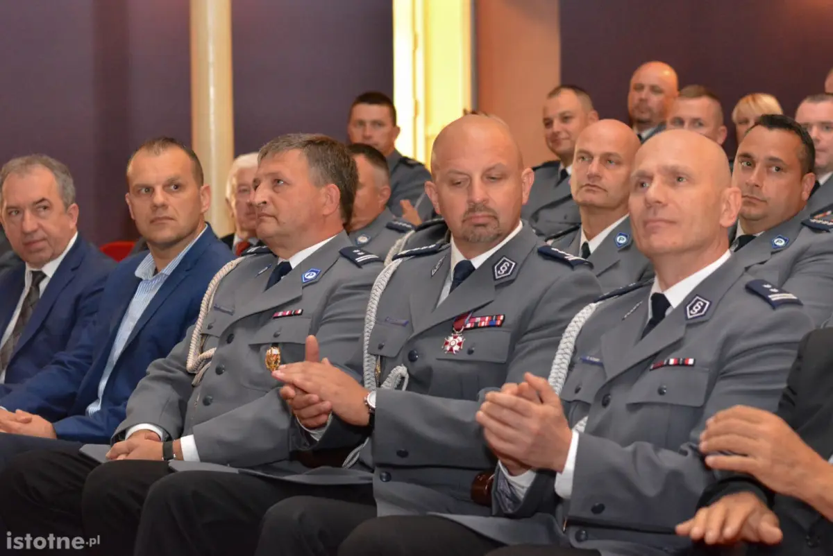 Święto bolesławieckiej policji: awanse i wyróżnienia