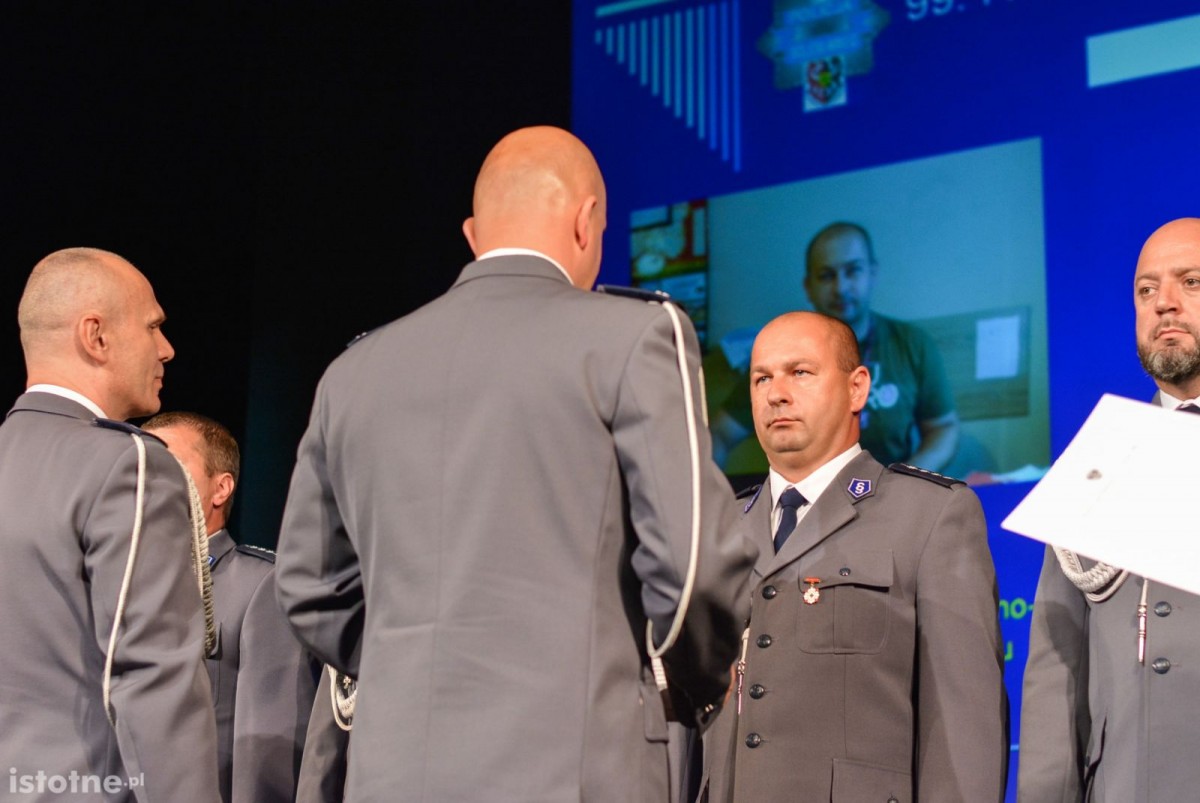 Święto bolesławieckiej policji: awanse i wyróżnienia