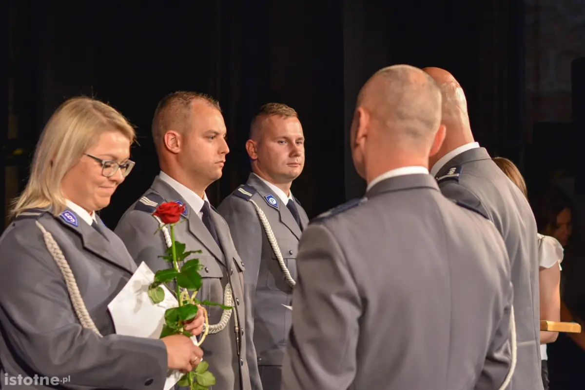 Święto bolesławieckiej policji: awanse i wyróżnienia