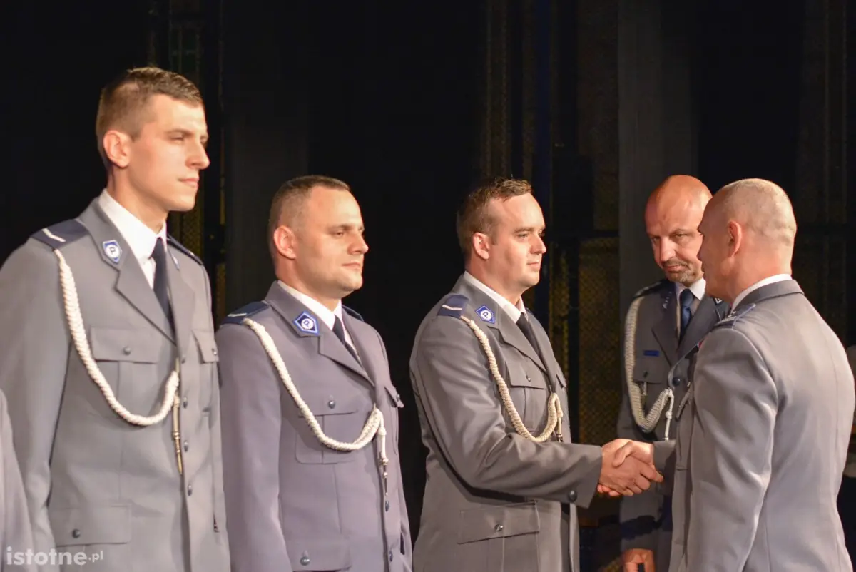 Święto bolesławieckiej policji: awanse i wyróżnienia