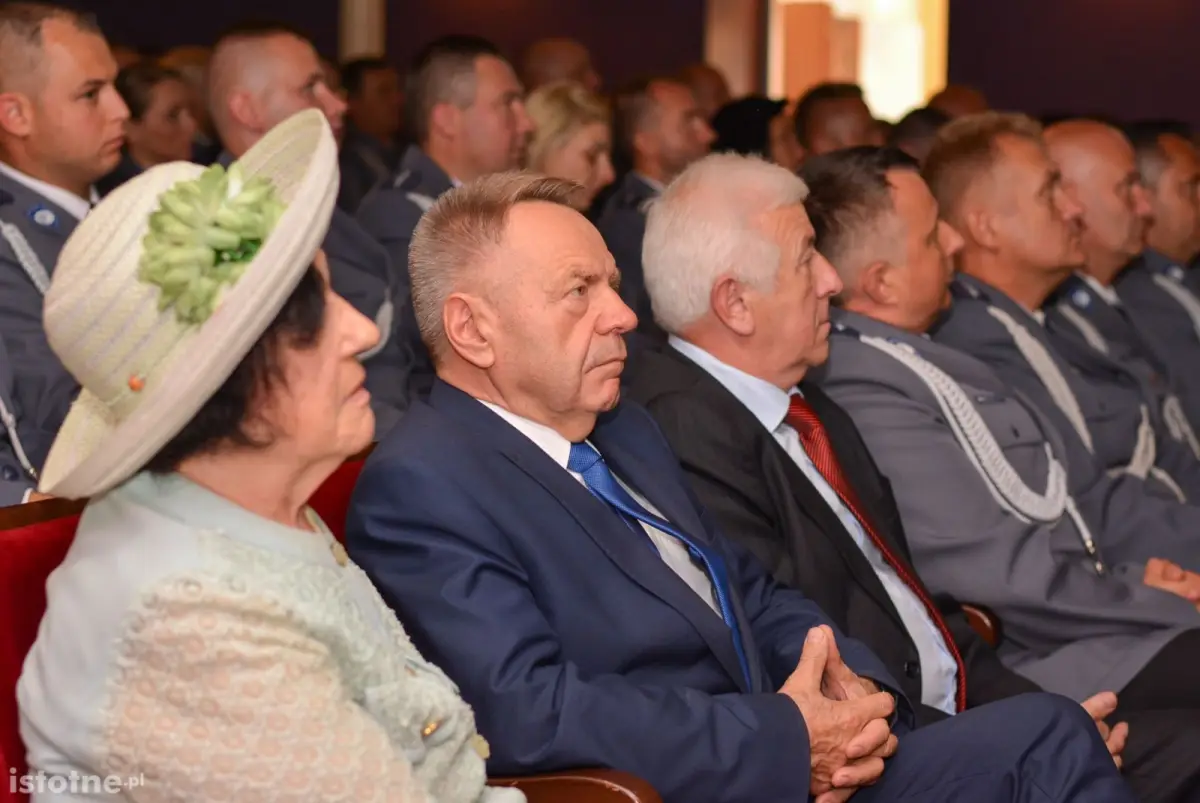 Święto bolesławieckiej policji: awanse i wyróżnienia