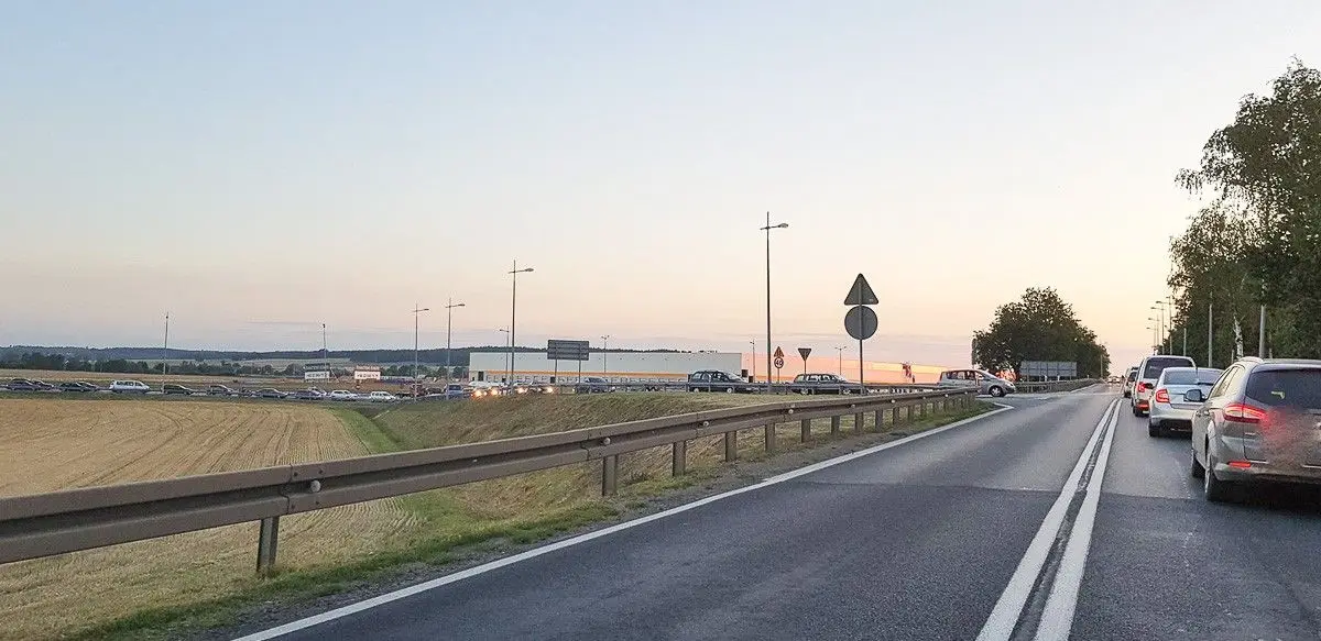 Karambol na A4. 7 osób rannych, autostrada zablokowana