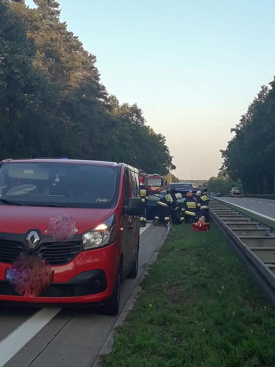 Karambol na A4. 7 osób rannych, autostrada zablokowana