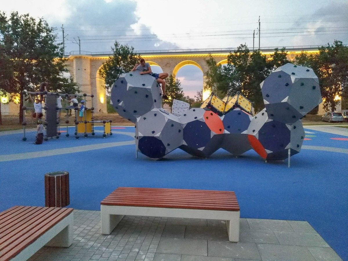 Skatepark koło wiaduktu w Bolesławcu