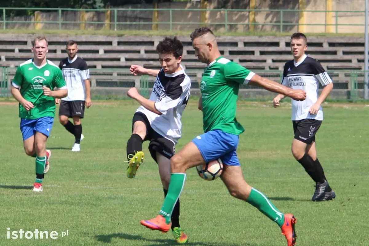 BKS wysoko wygrywa w sparingu z Piastem Zawidów