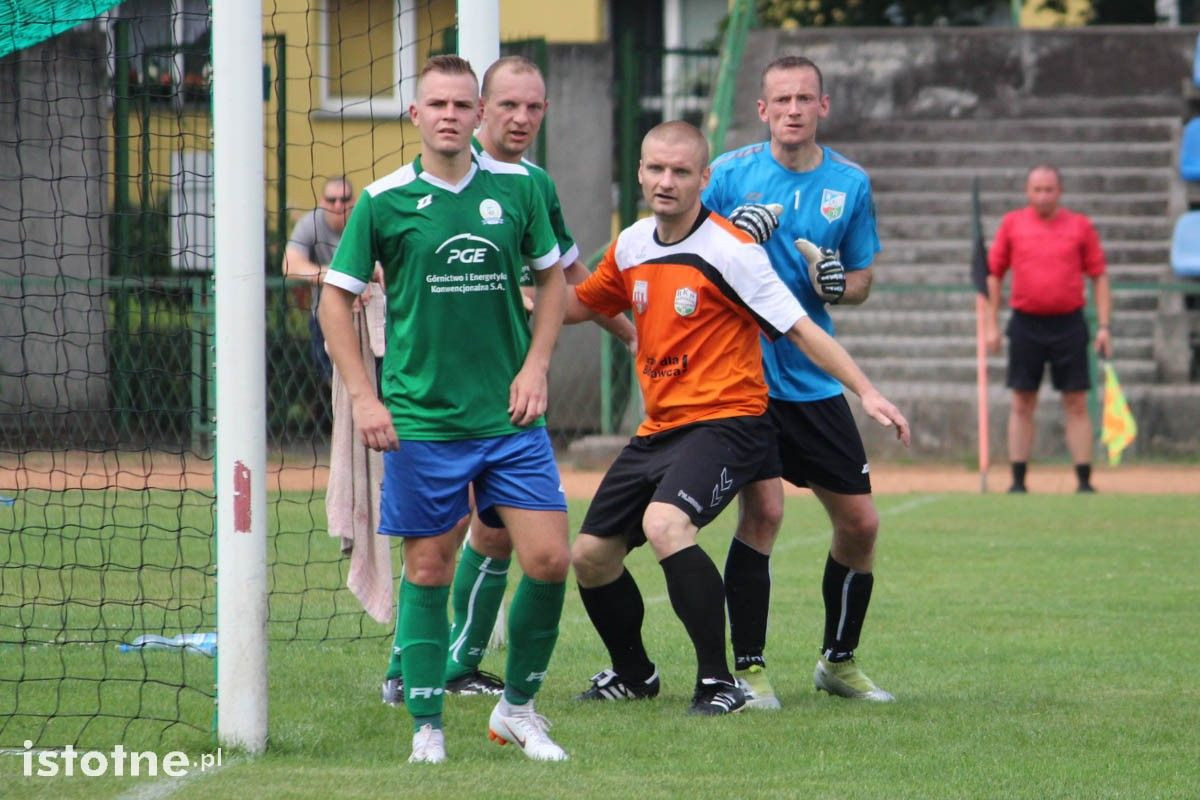 BKS wysoko wygrywa w sparingu z Piastem Zawidów