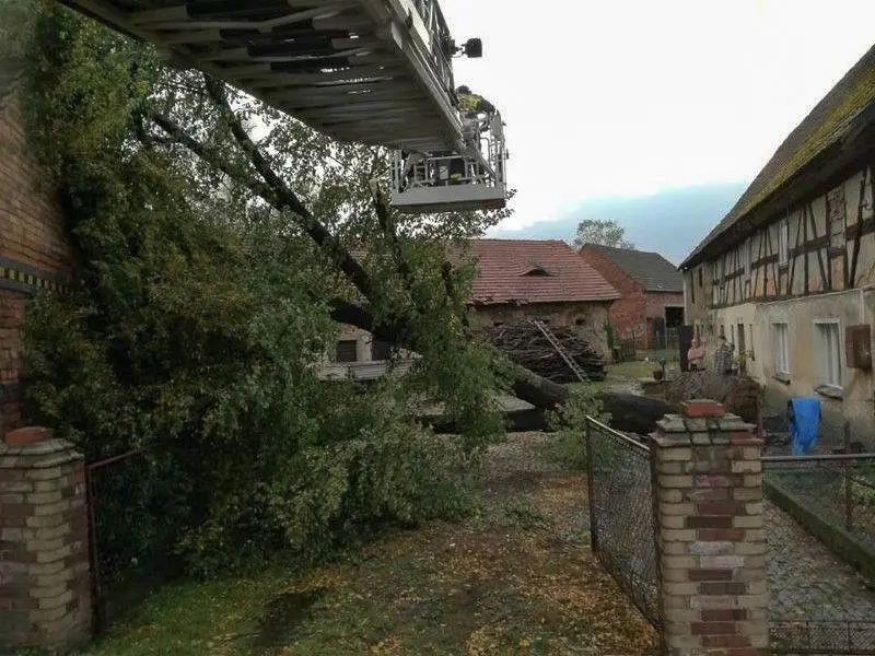 Nawałnica i pożar byłej klinkierni w Nowogrodźcu