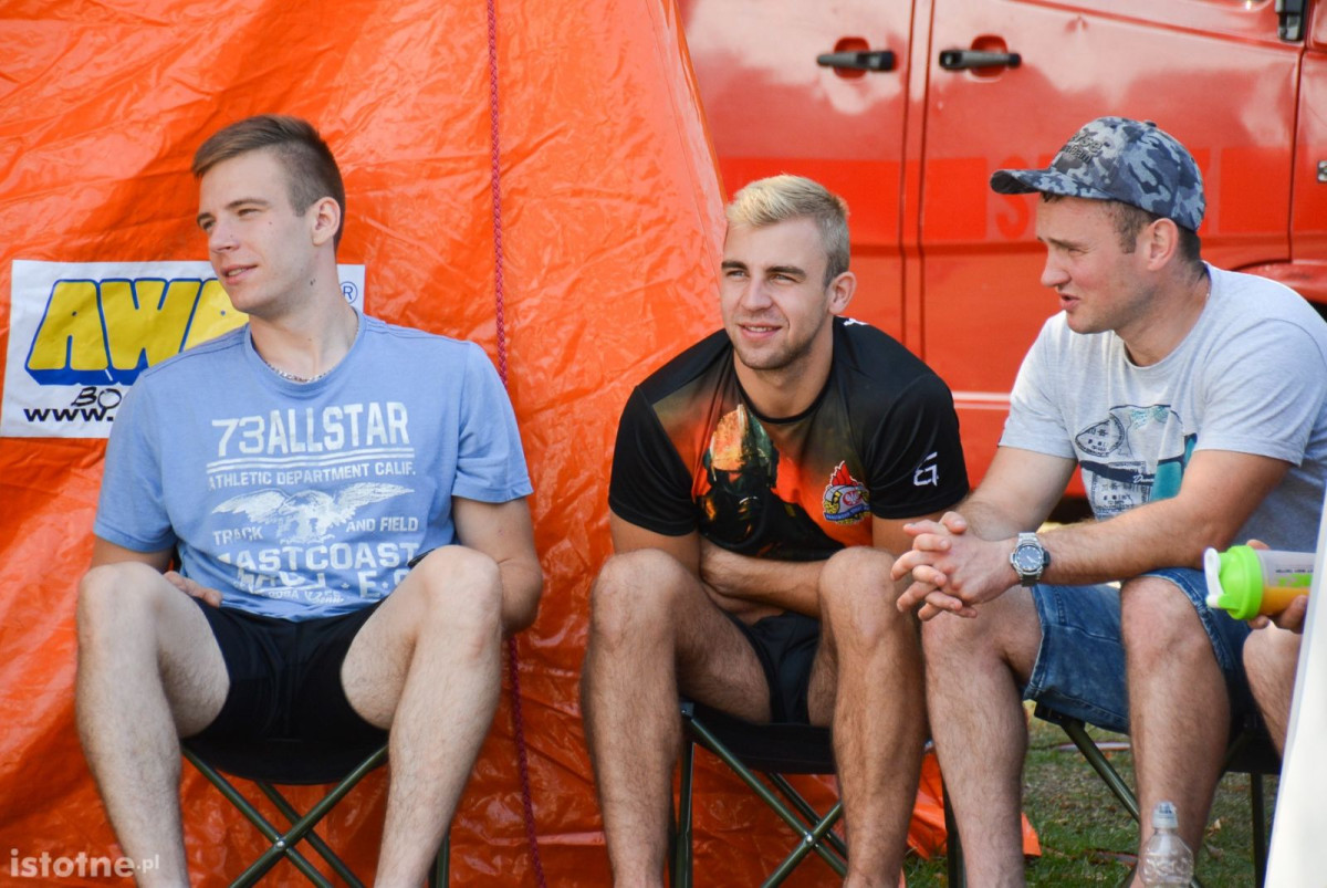 Strażacy, czyli znakomici siatkarze plażowi