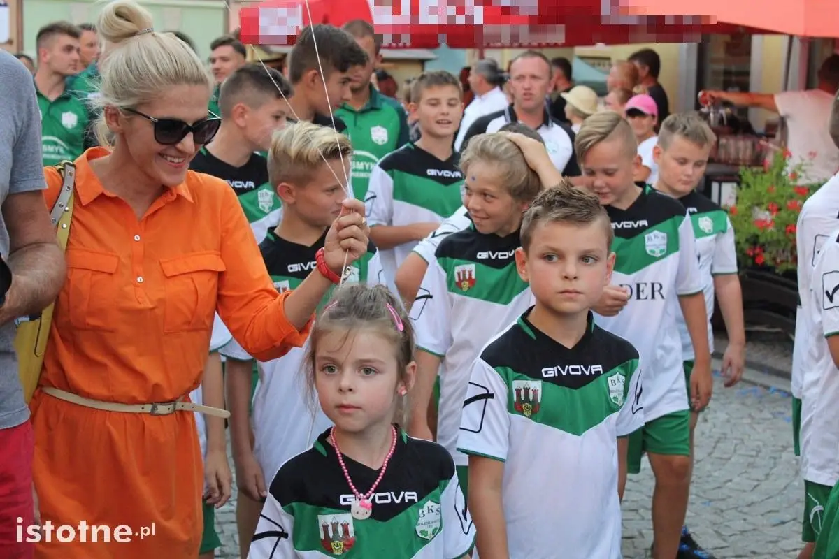 Barwna parada na Bolesławieckim Święcie Ceramiki