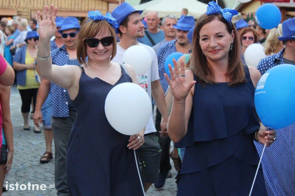 Barwna parada na Bolesławieckim Święcie Ceramiki