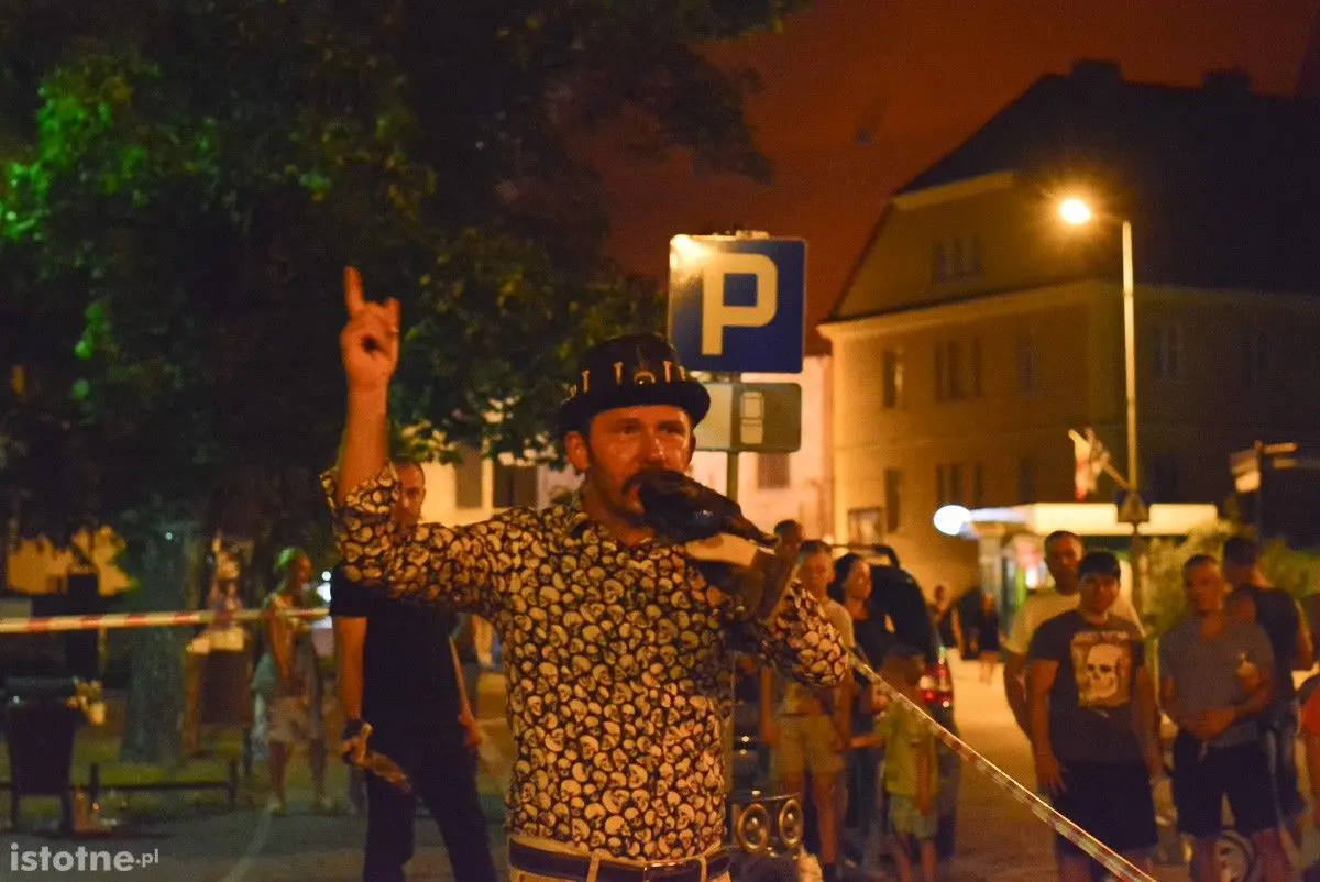 Glina Show: Warsztaty chodzenia po ogniu