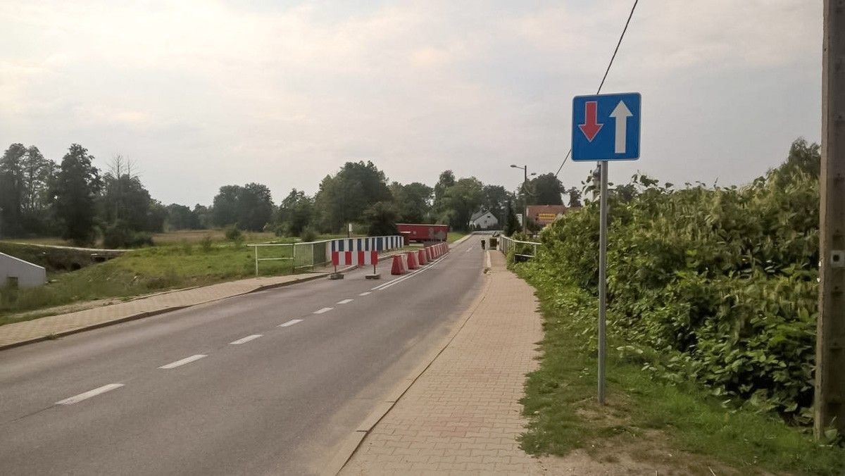 Co z mostem w Nowogrodźcu?