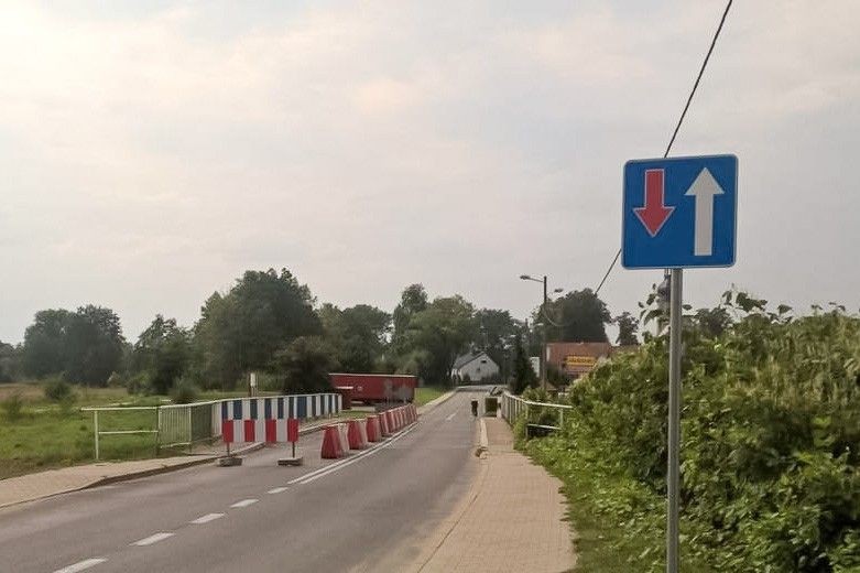 Co z mostem w Nowogrodźcu?