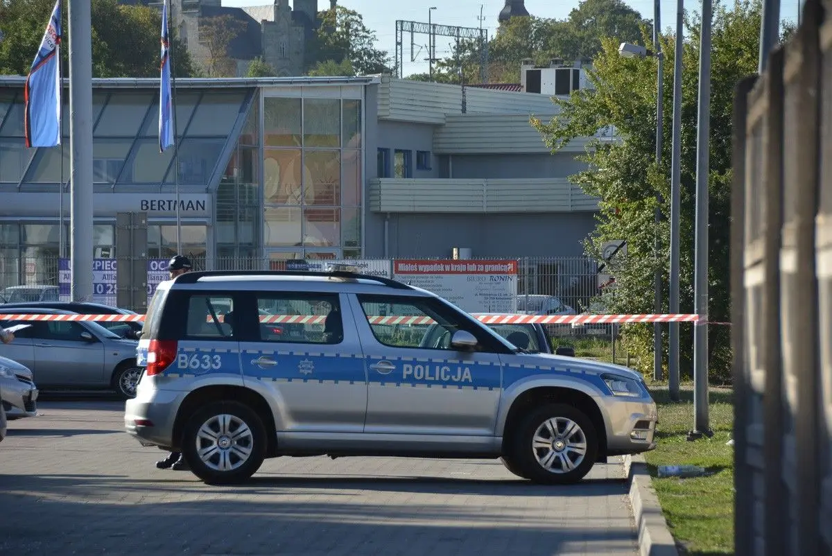 Wysadzili bankomat przy Biedronce na Wróblewskiego
