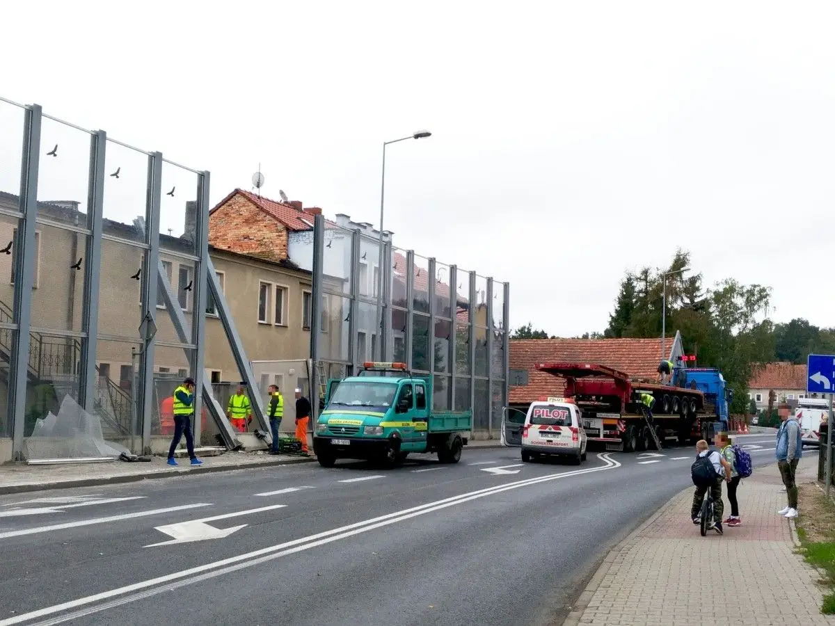 Utrudnienia w ruchu po wypadku Tira