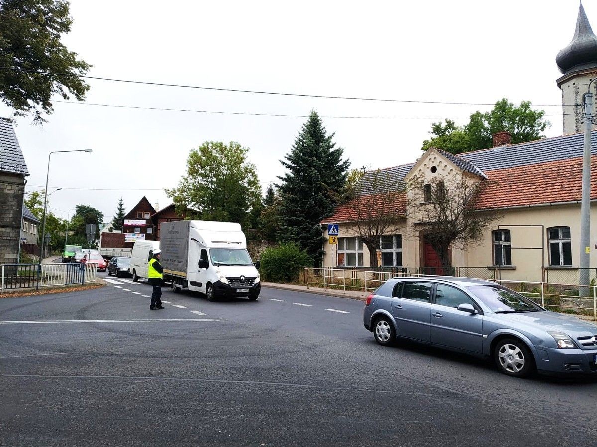 Utrudnienia w ruchu po wypadku Tira