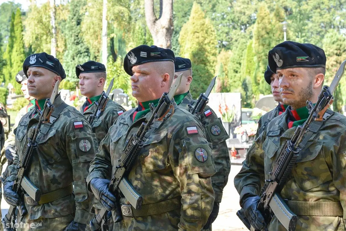 Bolesławianie marszem uczcili pamięć ofiar Golgoty Wschodu