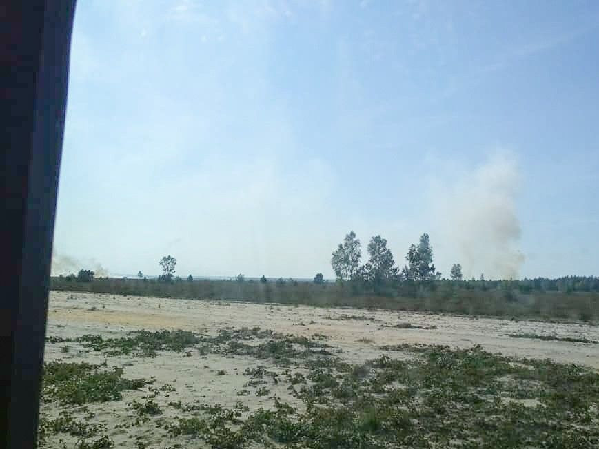 50 zastępów straży i 5 samolotów. Straszny pożar na poligonie w Świętoszowie