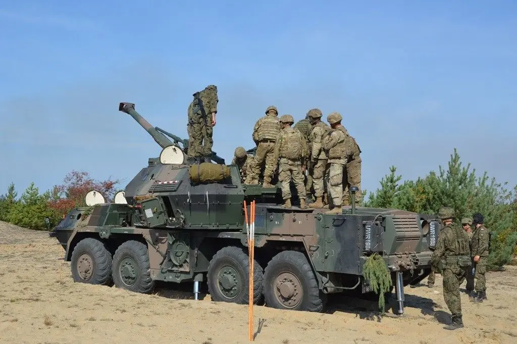 Zobacz jak bolesławieccy artylerzyści ćwiczą z Amerykanami