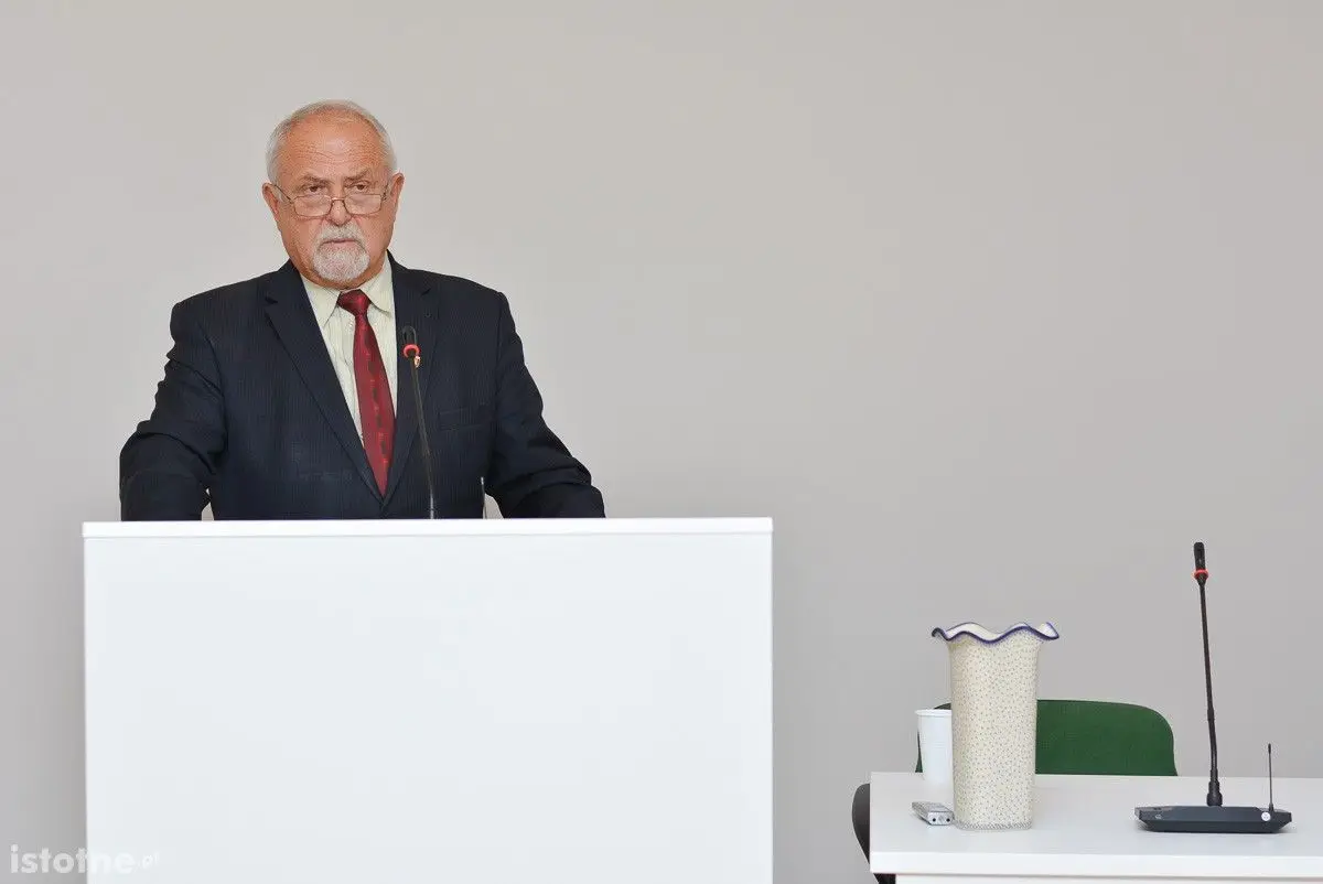 Sala obrad w okrąglaku przeszła niemałą metamorfozę