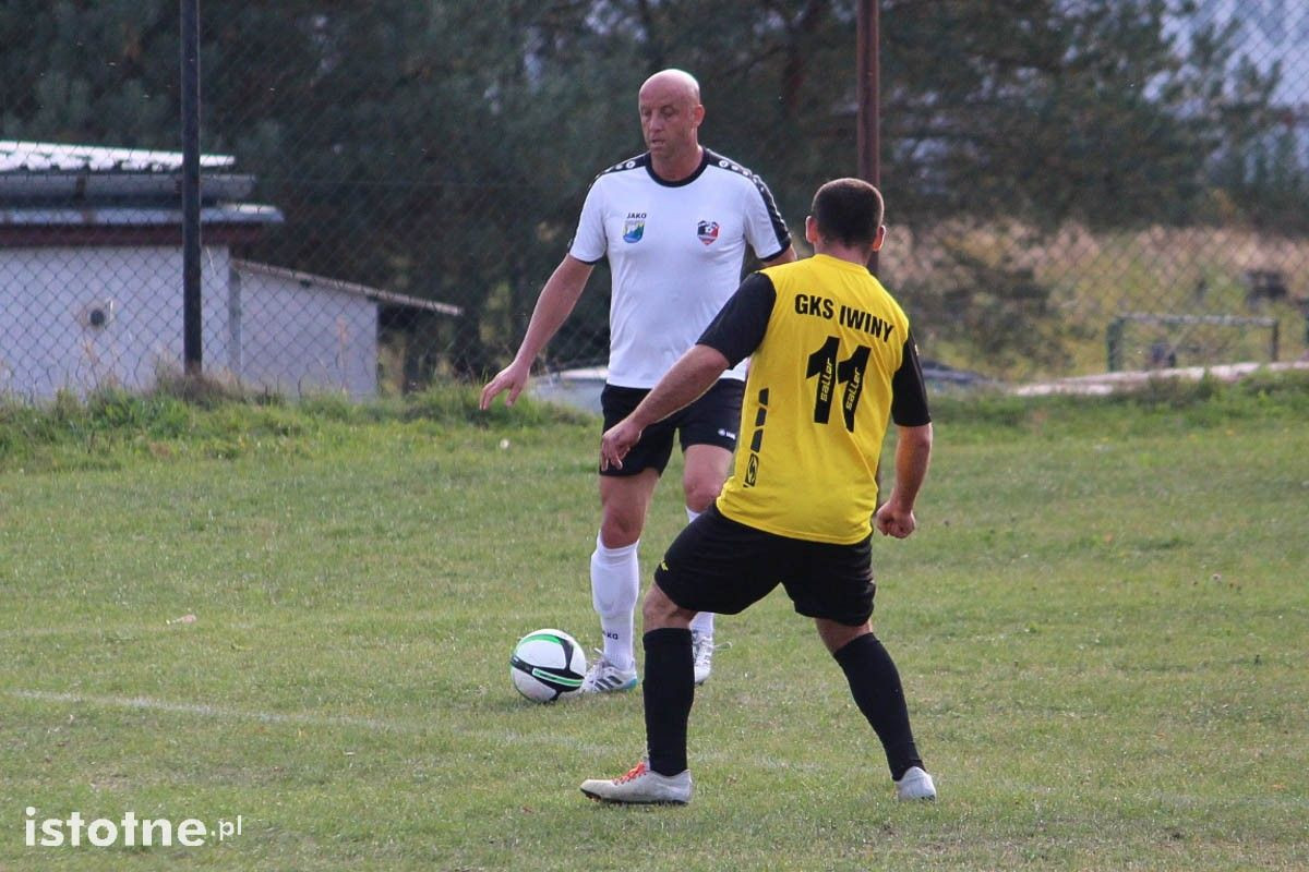 Twardy wygrywa w Iwinach