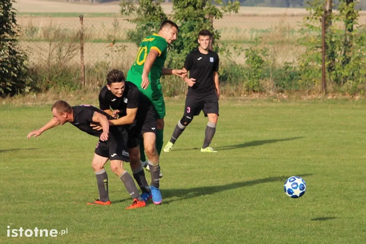 Warta lepsza od beniaminka z Bolkowa