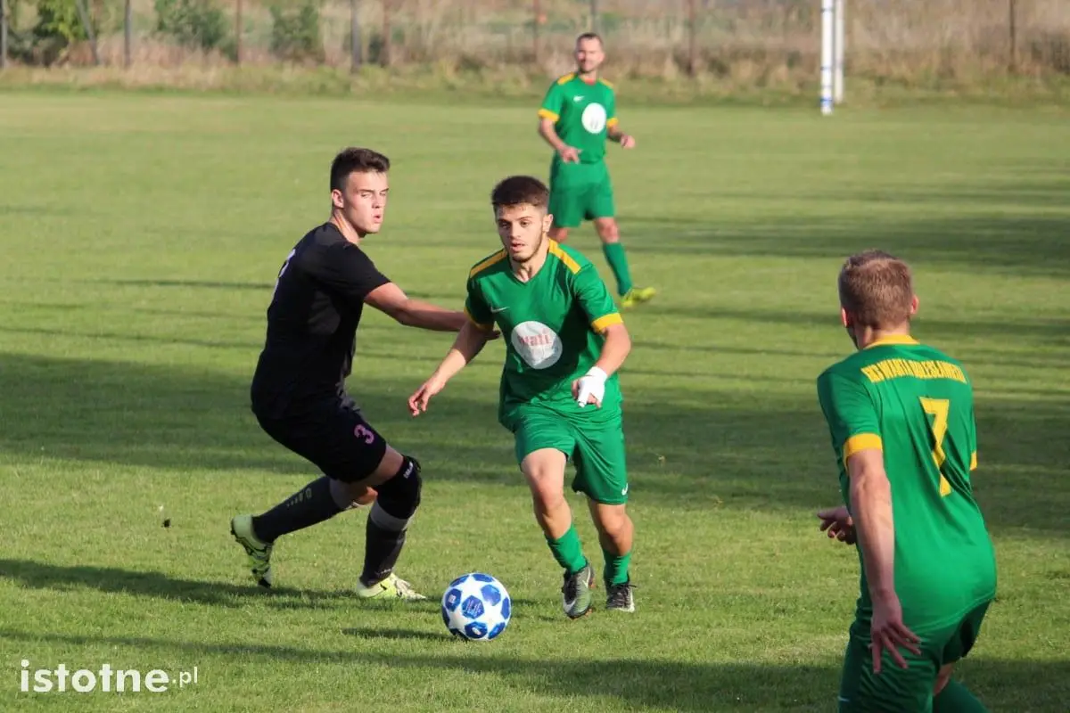 Warta lepsza od beniaminka z Bolkowa