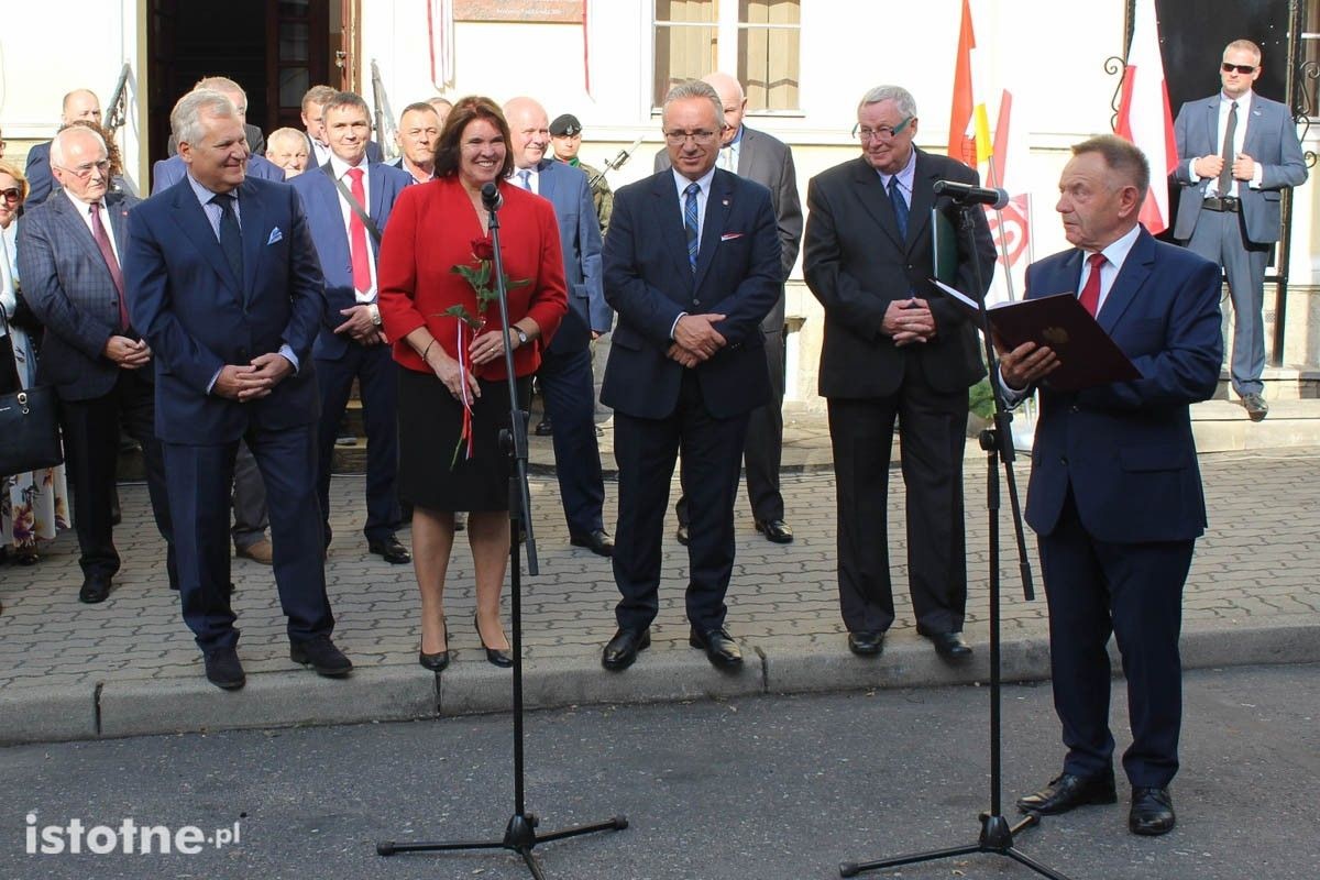 Odsłonięcie tablicy ku pamięci Jerzego Szmajdzińskiego