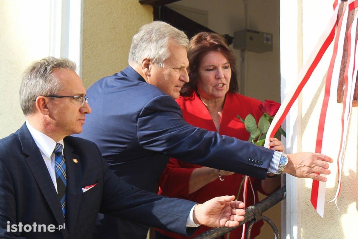 Odsłonięcie tablicy ku pamięci Jerzego Szmajdzińskiego